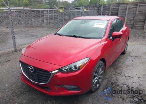 2018 Mazda Mazda3 Touring z USA, uszkodzony, nr VIN 3MZBN1L39JM262035